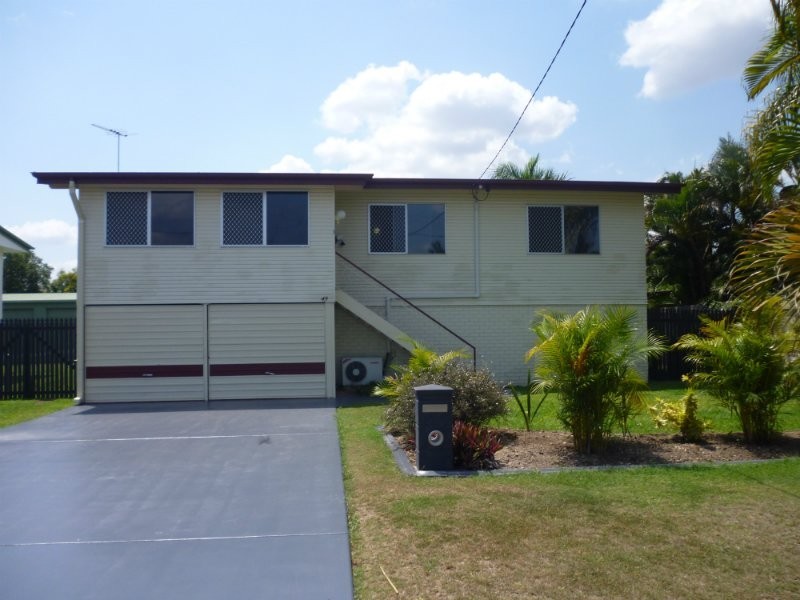 Park Avenue QLD 4701