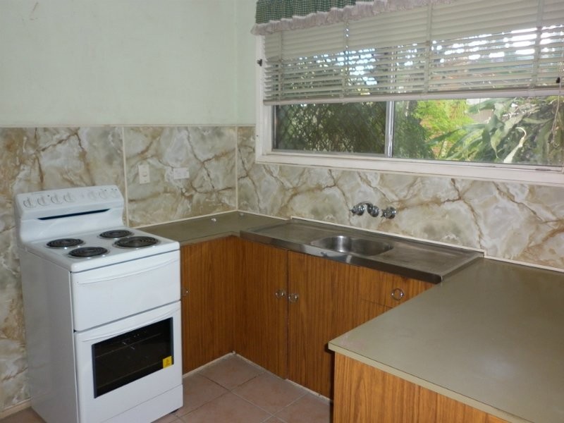 Park Avenue QLD 4701