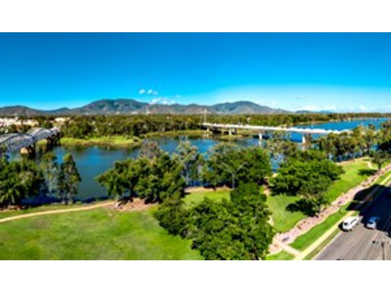 401/2-4 Victoria Parade, Rockhampton City QLD 4700