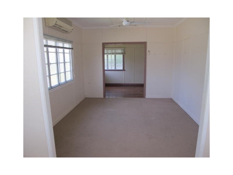Wandal QLD 4700