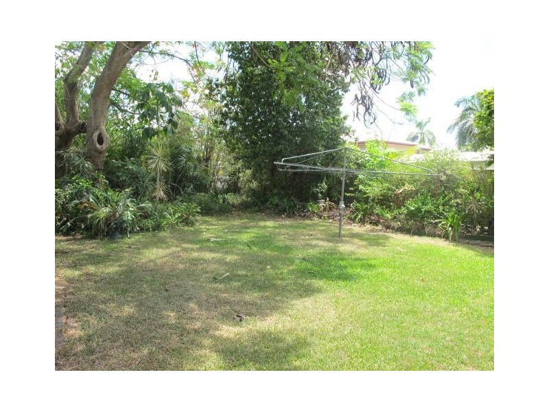 Wandal QLD 4700