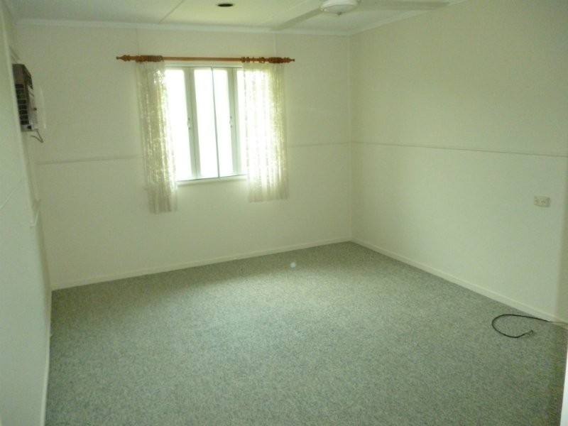 Park Avenue QLD 4701