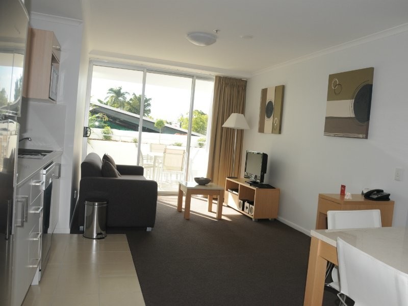 102 102  Victoria Parade, Rockhampton City QLD 4700