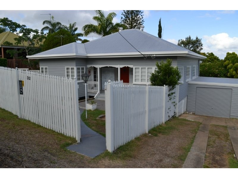 The Range QLD 4700