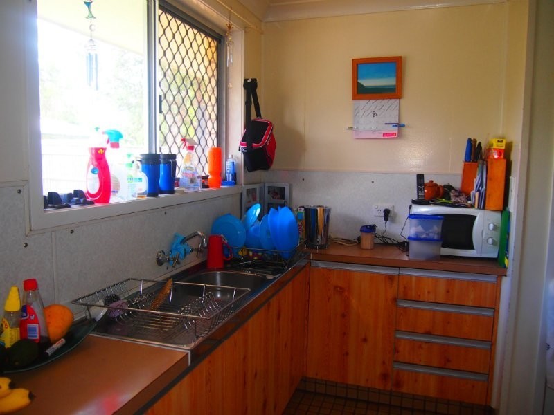 2 Price Avenue, Kawana QLD 4701