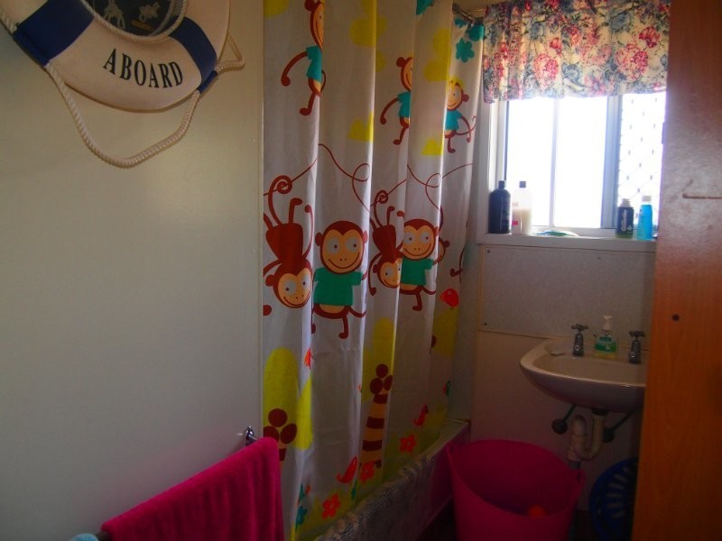 2 Price Avenue, Kawana QLD 4701