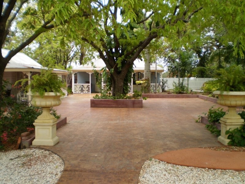 West Rockhampton QLD 4700