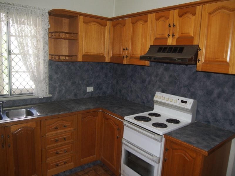 Park Avenue QLD 4701