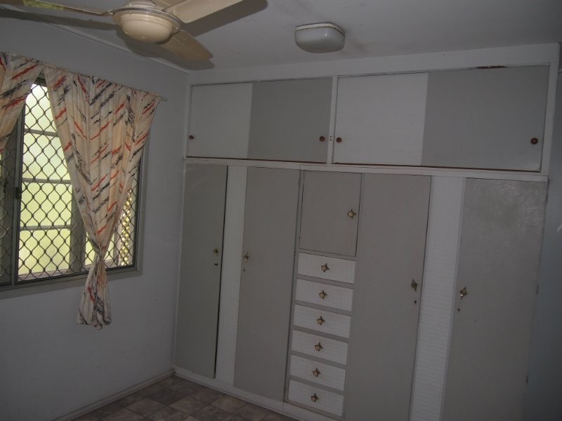 Park Avenue QLD 4701