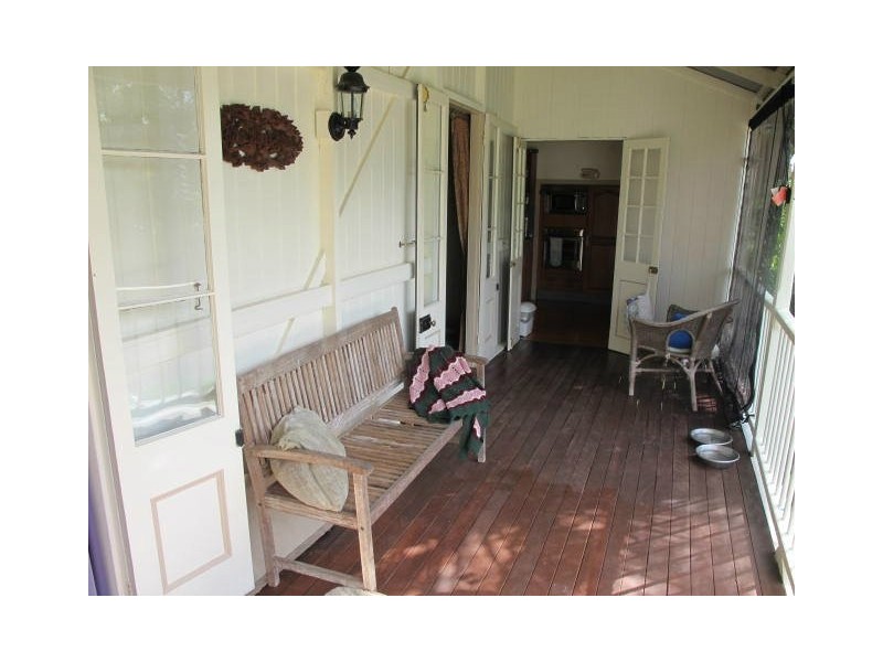 Wandal QLD 4700