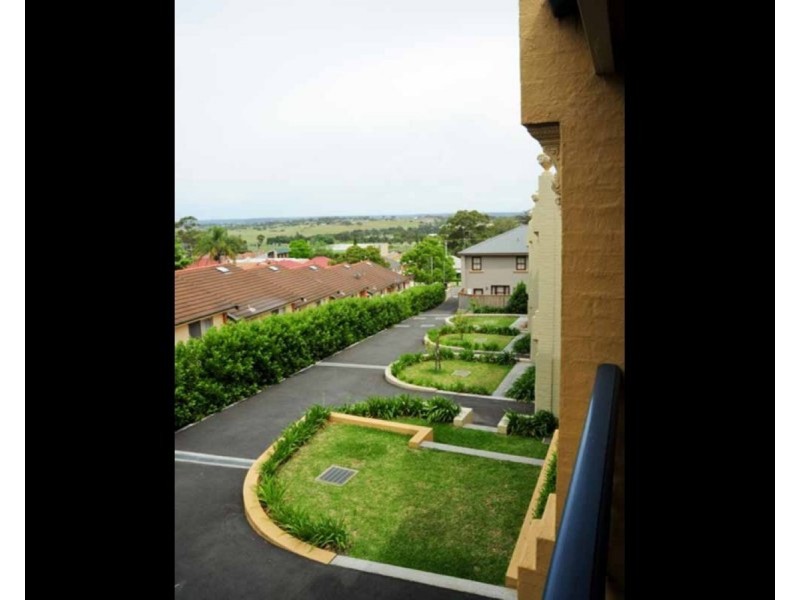 8/62-64 Broughton Street, Camden NSW 2570