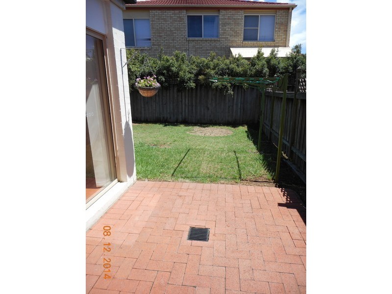 6/189 Waterworth Drive, Mount Annan NSW 2567