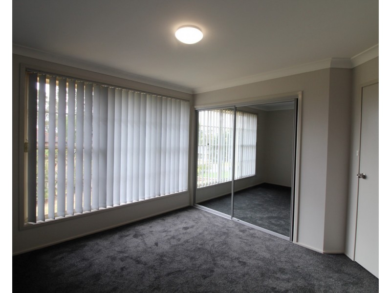 1 Todd Place, Mount Annan NSW 2567
