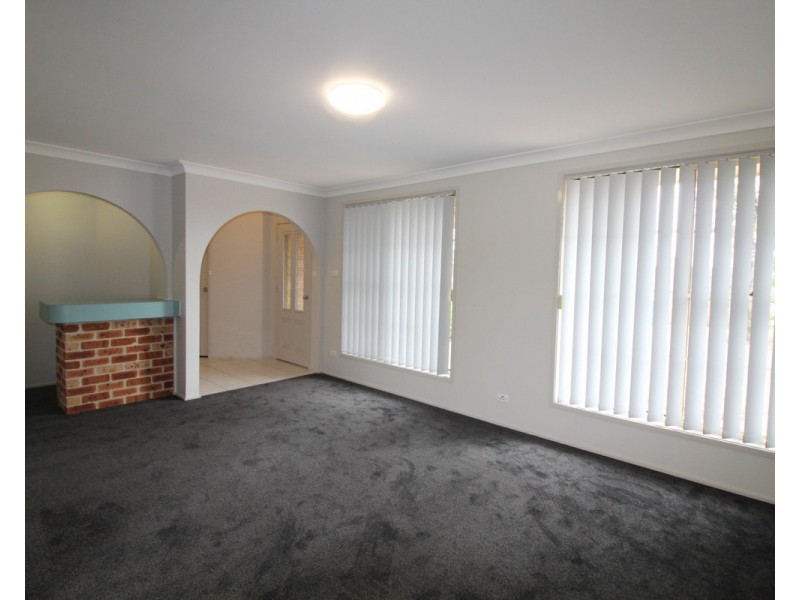 1 Todd Place, Mount Annan NSW 2567