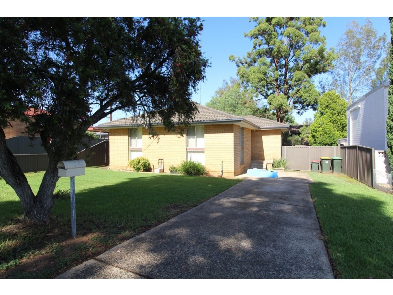 12 Engesta Avenue, Camden NSW 2570
