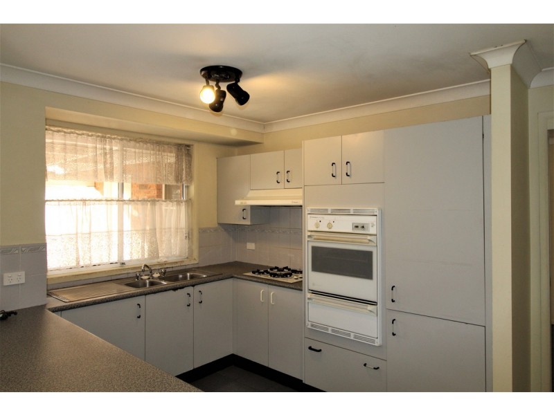 23 Manning Place, Currans Hill NSW 2567