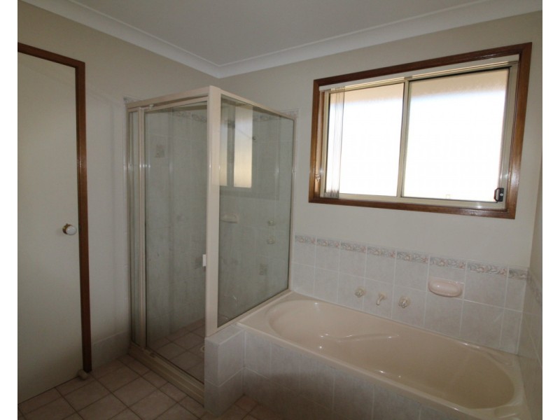 7 Brookview Street, Currans Hill NSW 2567