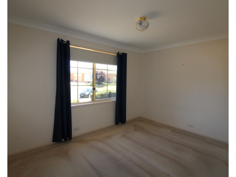 15 Dore Place, Mount Annan NSW 2567