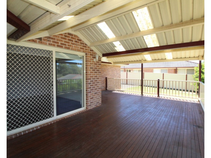 15 Dore Place, Mount Annan NSW 2567