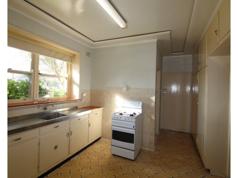 31 Elizabeth, Camden NSW 2570