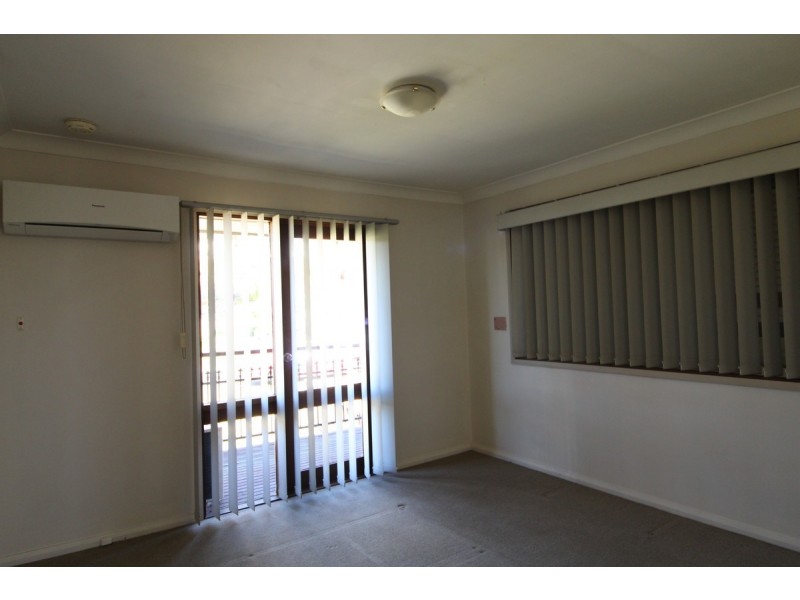 17 Peridot Close, Eagle Vale NSW 2558