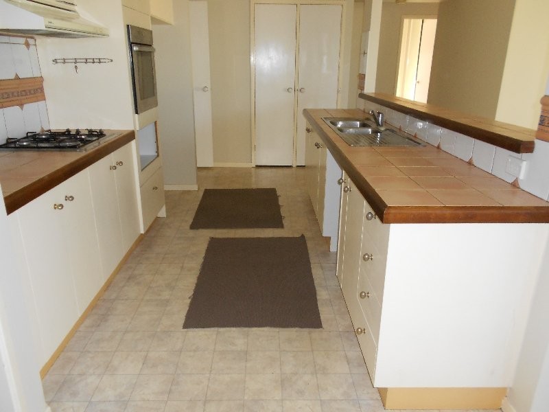 8 Netherbyes Way, Narellan Vale NSW 2567