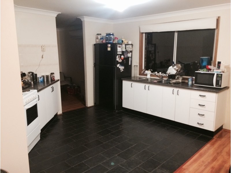 8 Hickey Place, Mount Annan NSW 2567