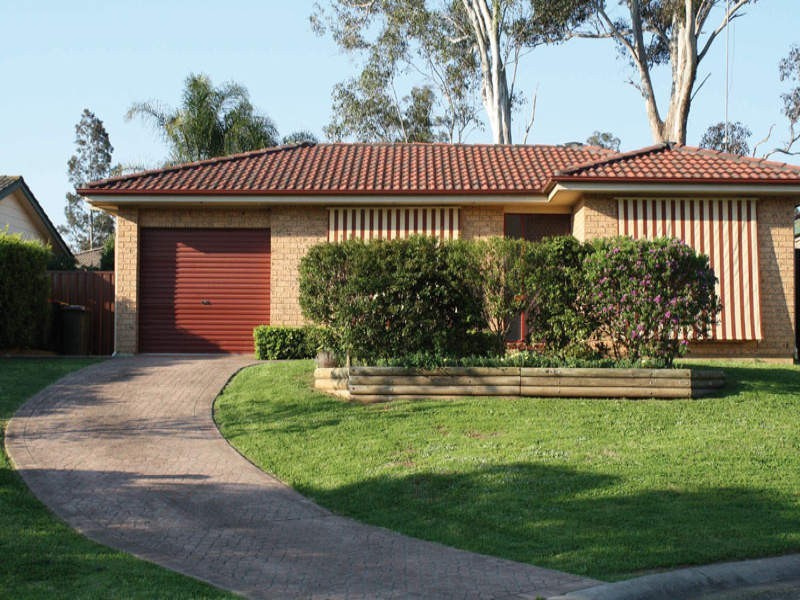 6 Moran Place, Currans Hill NSW 2567