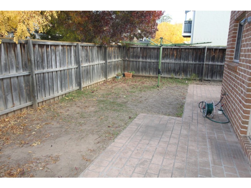 100 Glenfield Road, Currans Hill NSW 2567