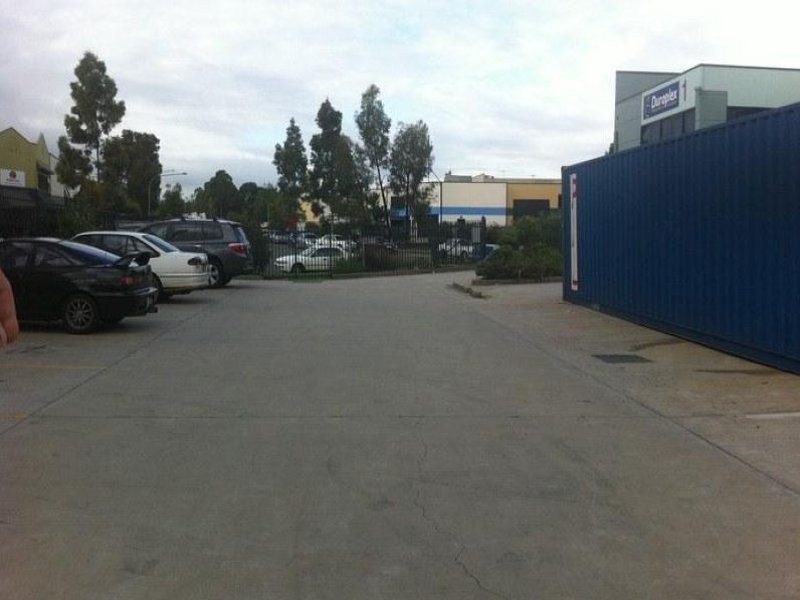 2/13 Samantha Place, Smeaton Grange NSW 2567