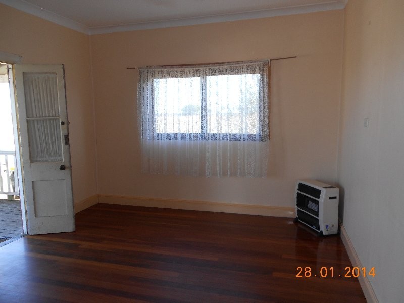 80 Quarry Road, The Oaks NSW 2570