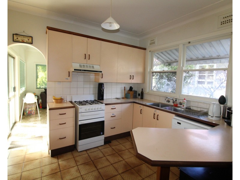 24 Kimbarra Avenue, Camden NSW 2570
