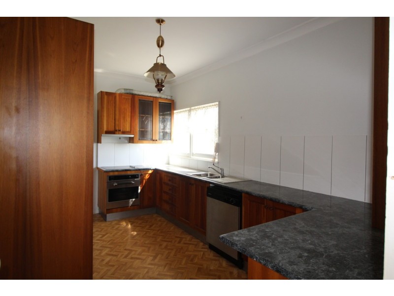 390 Silverdale Road, Camden NSW 2570