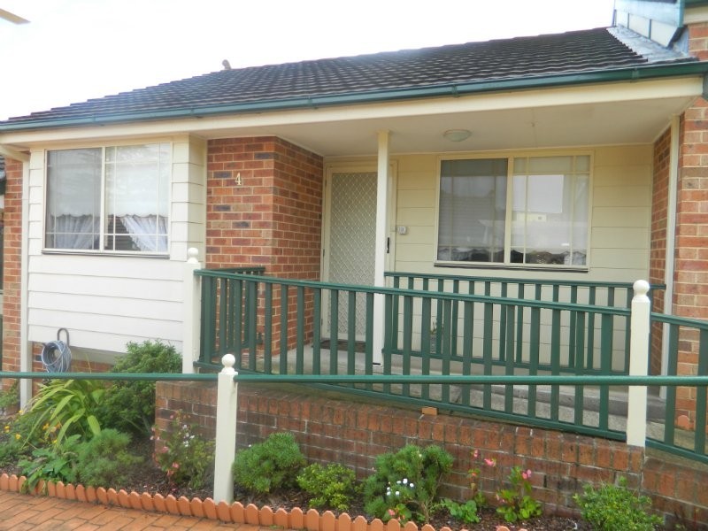 4/66-68 Broughton Street, Camden NSW 2570