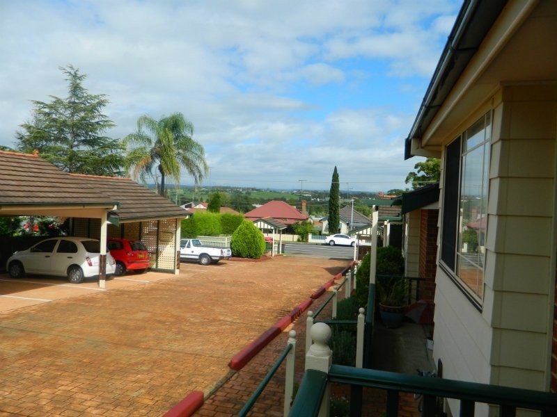 4/66-68 Broughton Street, Camden NSW 2570