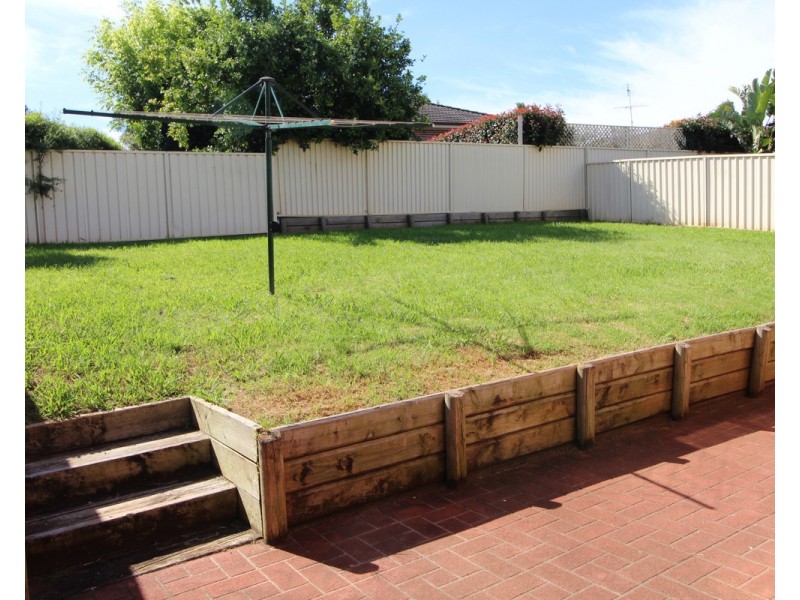 25 Banksia Road, Mount Annan NSW 2567