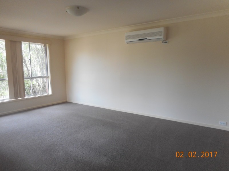 12 Woolpack Street, Elderslie NSW 2570