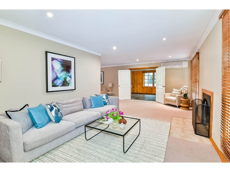 27 Tarcoola Place, Camden NSW 2570