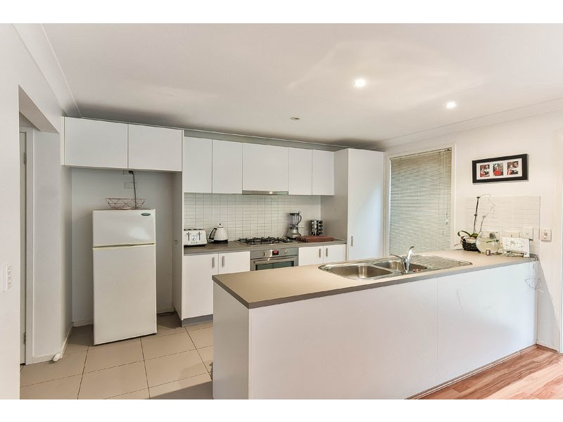 120 Minorca Circuit, Spring Farm NSW 2570