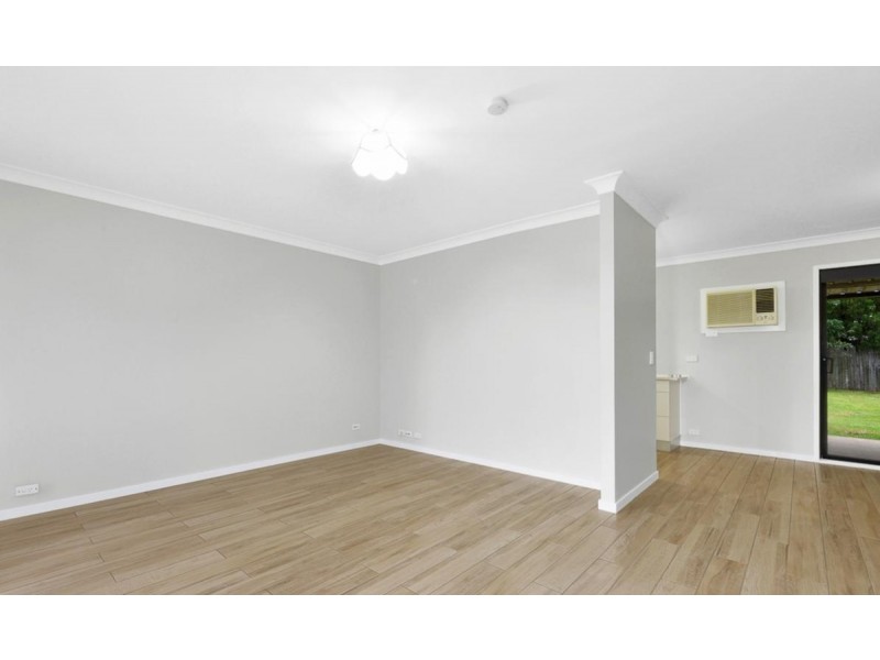 8 Mulgara Place, St Helens Park NSW 2560