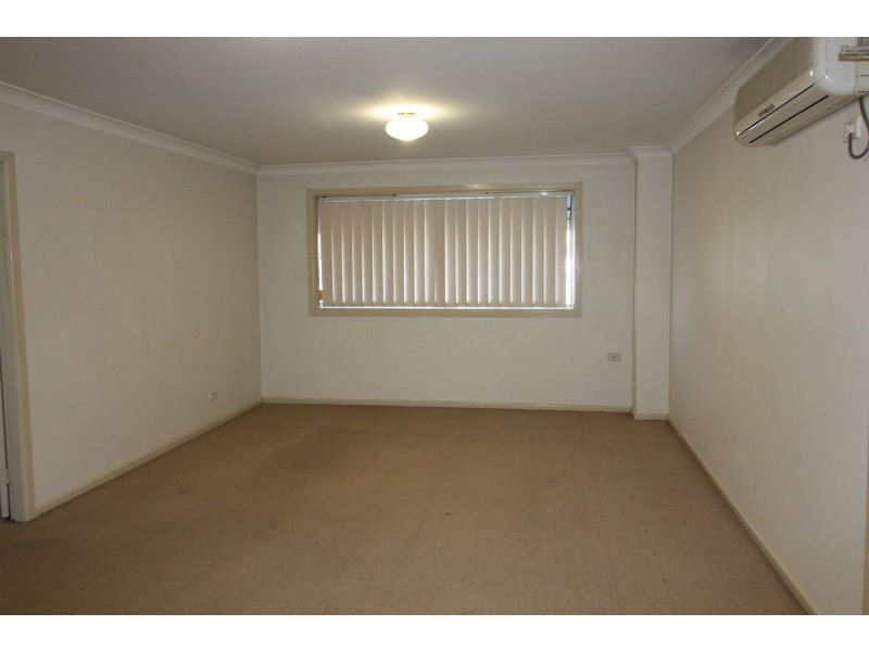 3/16 Mitchell Street, Camden NSW 2570