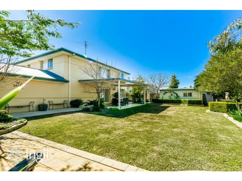 9 Hillier Close, Camden Park NSW 2570