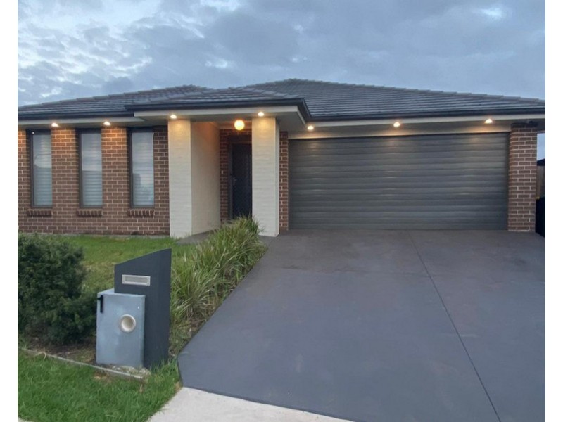 1 Nicholson Parade, Spring Farm NSW 2570