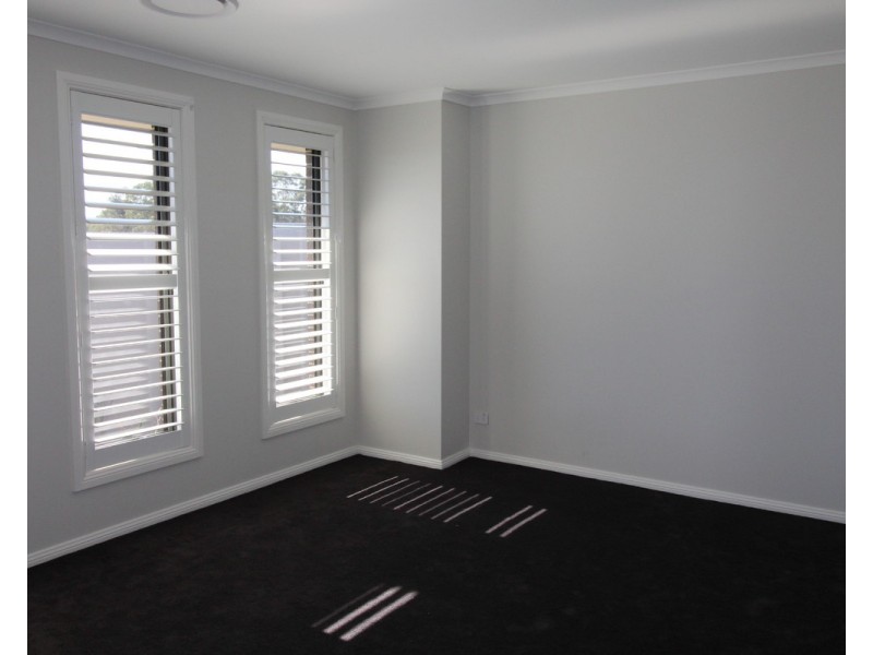 1 Nicholson Parade, Spring Farm NSW 2570