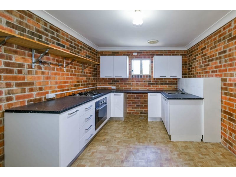 124 The Old Oaks Road, Grasmere NSW 2570