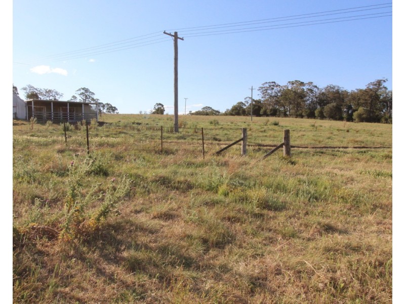 235 Finns Road, Menangle NSW 2568