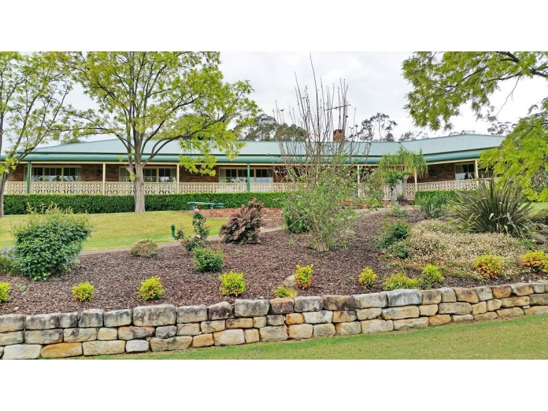 3 Doust Place, Grasmere NSW 2570