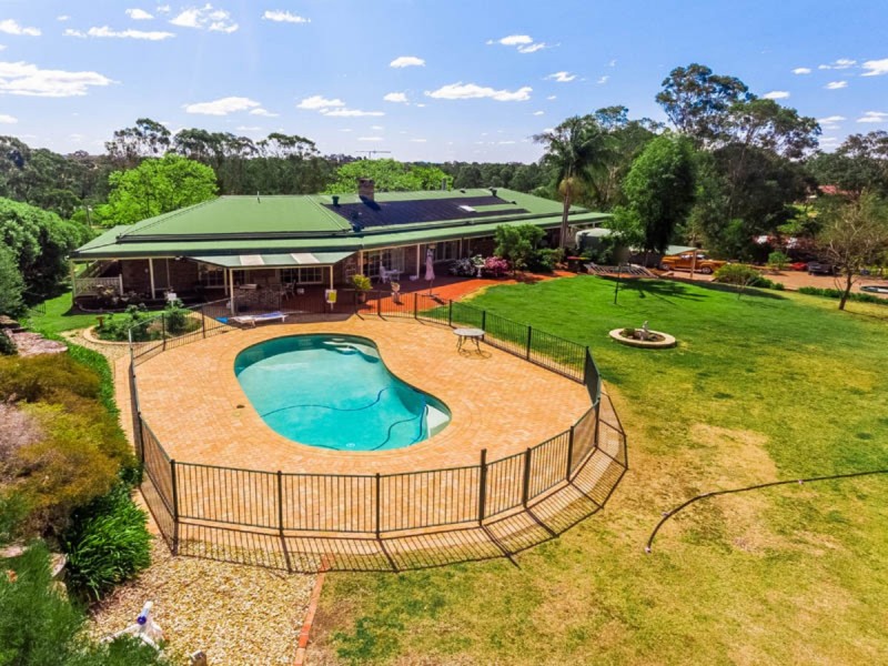 3 Doust Place, Grasmere NSW 2570