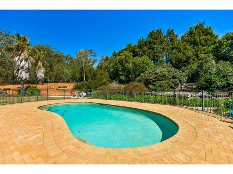 3 Doust Place, Grasmere NSW 2570