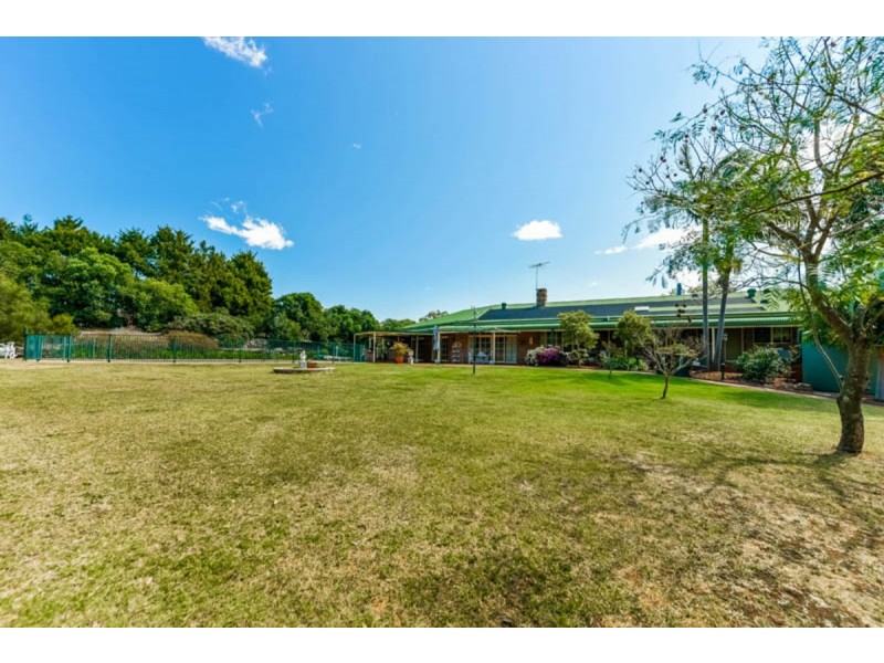 3 Doust Place, Grasmere NSW 2570